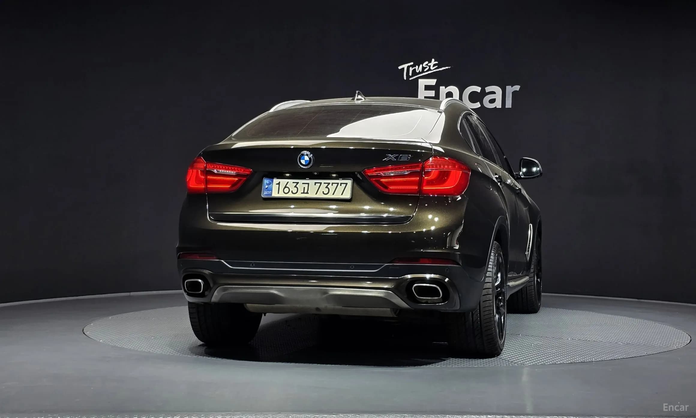 X6 (F16)