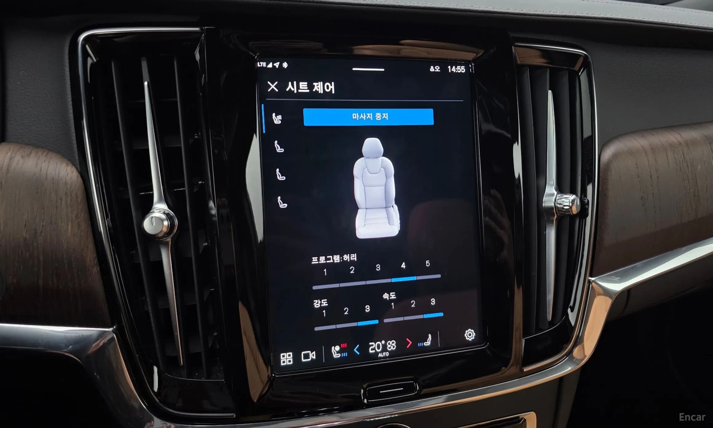S90