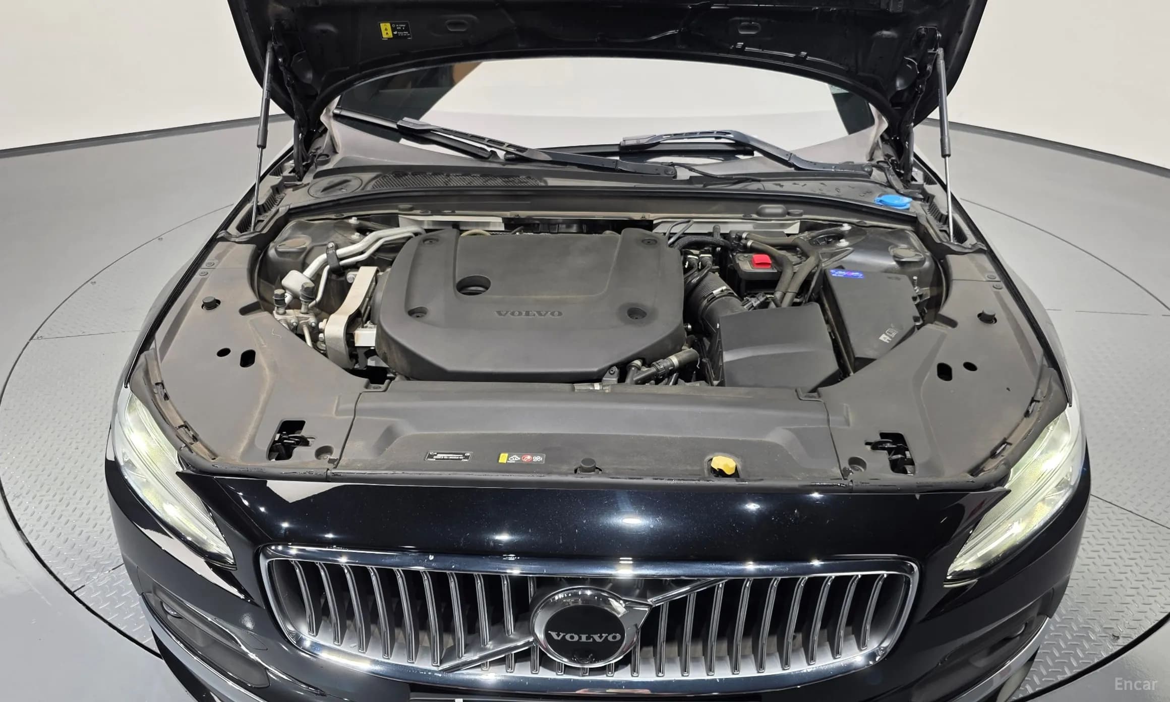 S90