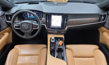 S90