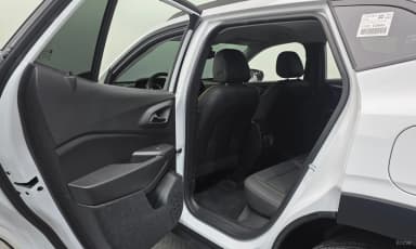 Trax Crossover