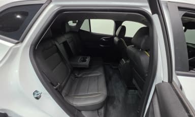Trax Crossover