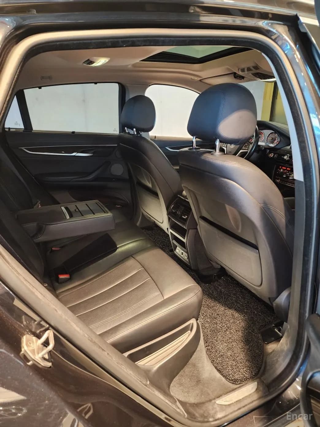 X6 (F16)
