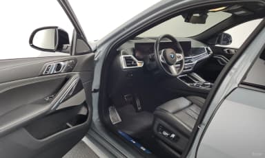 X6 (G06)