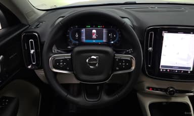 XC40