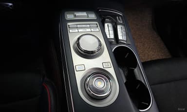 GV70