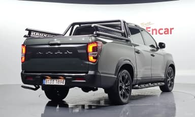 Rexton Sports Khan