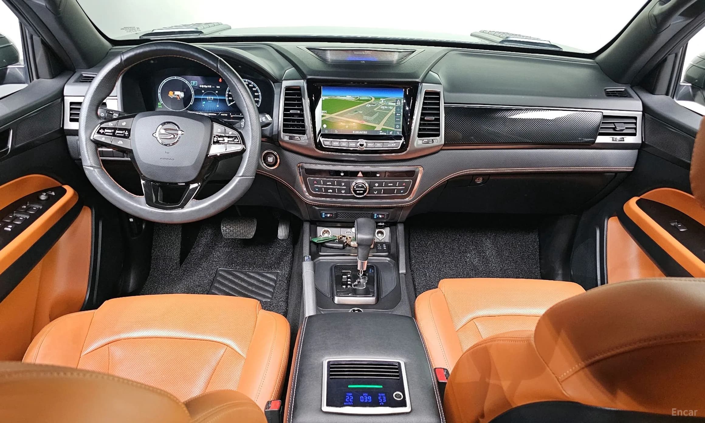 Rexton Sports Khan