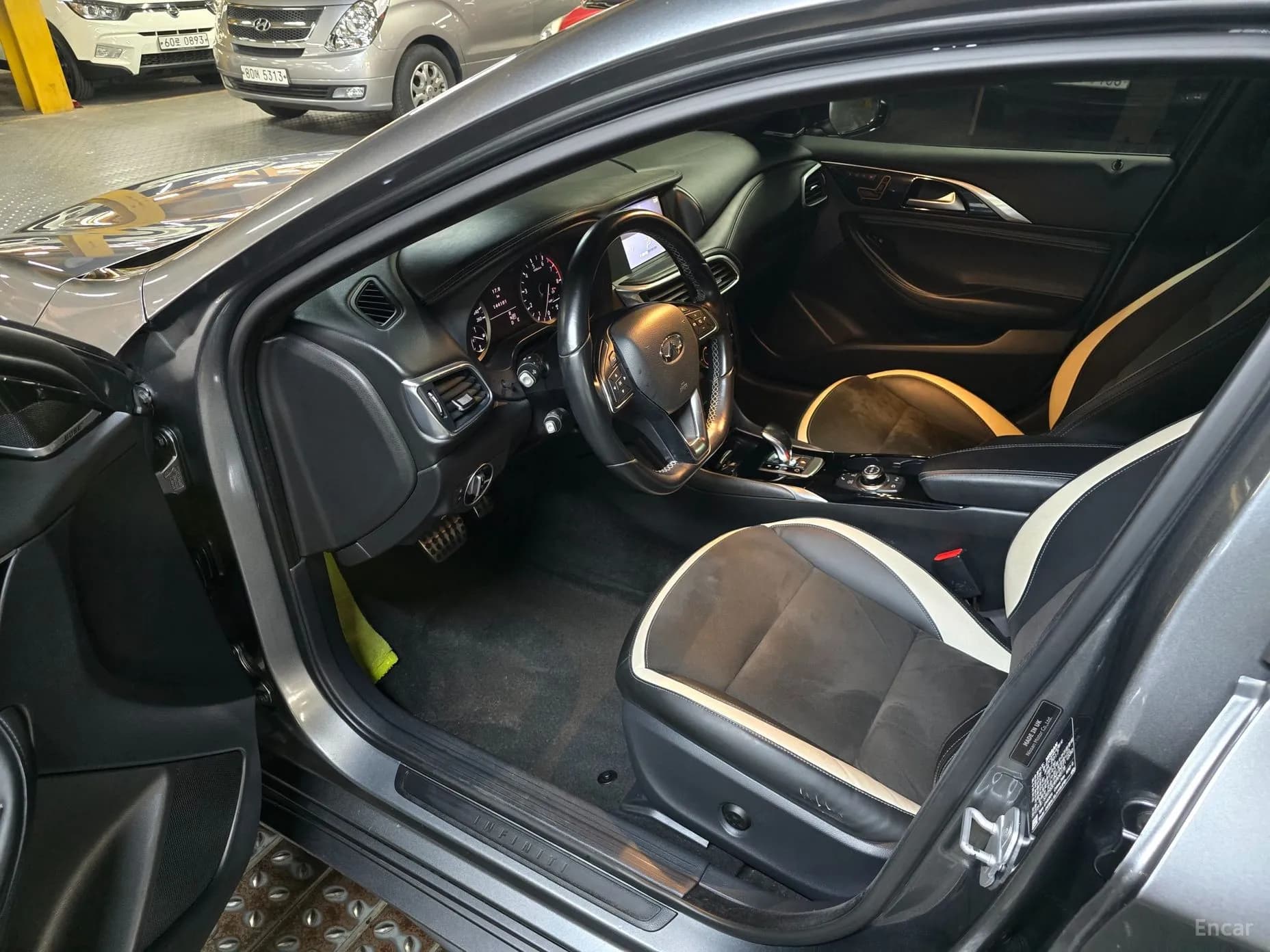 Q30