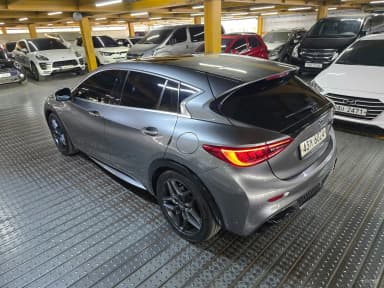 Q30