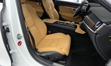 S90
