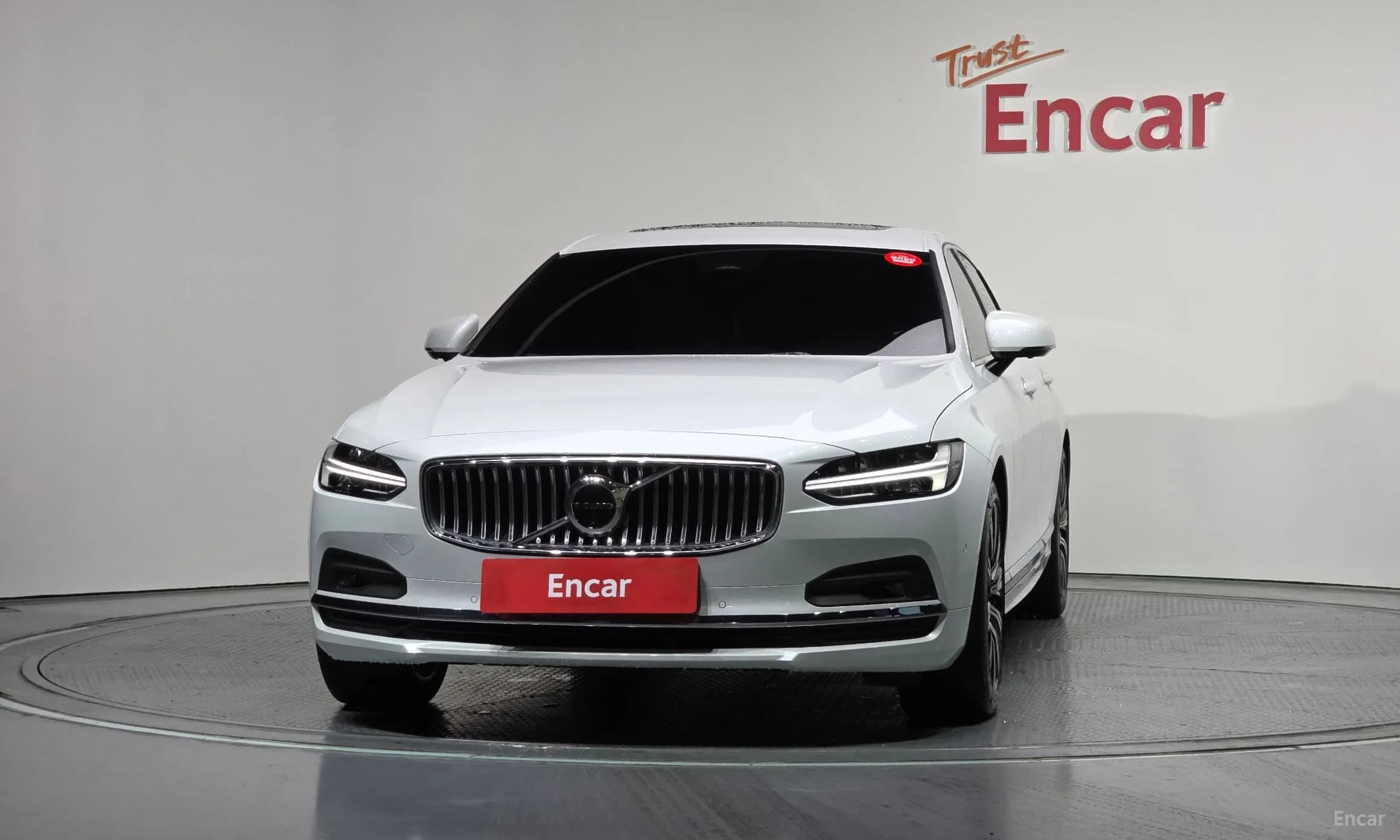 S90