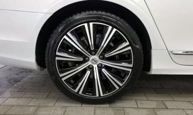 S90