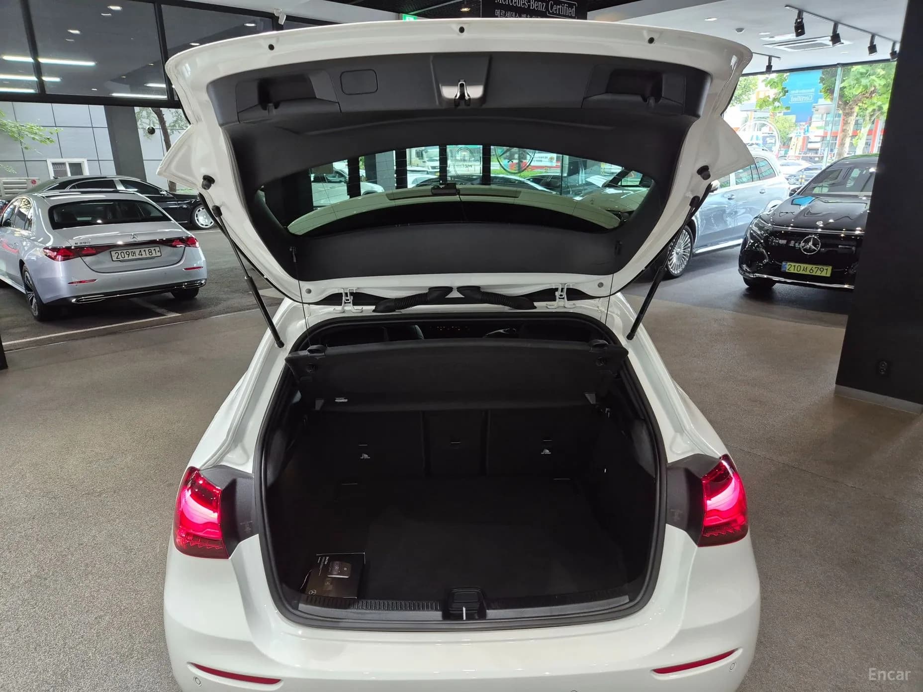 A-Class W177