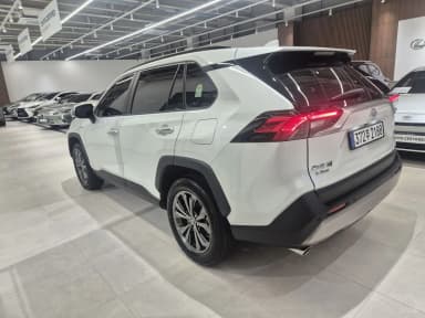 RAV4 5th Generation