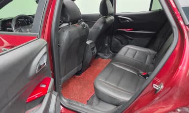 Trax Crossover