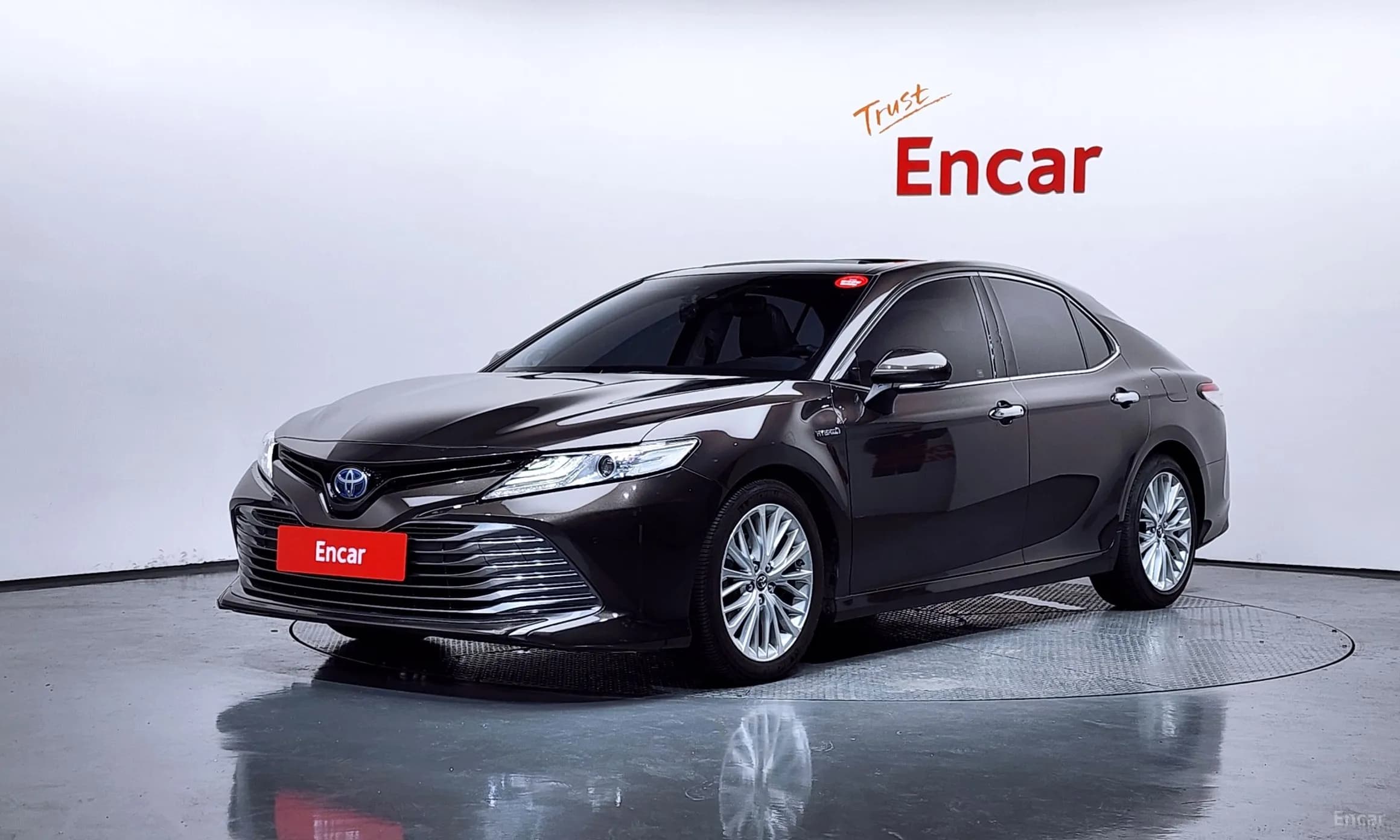 Camry (XV70)