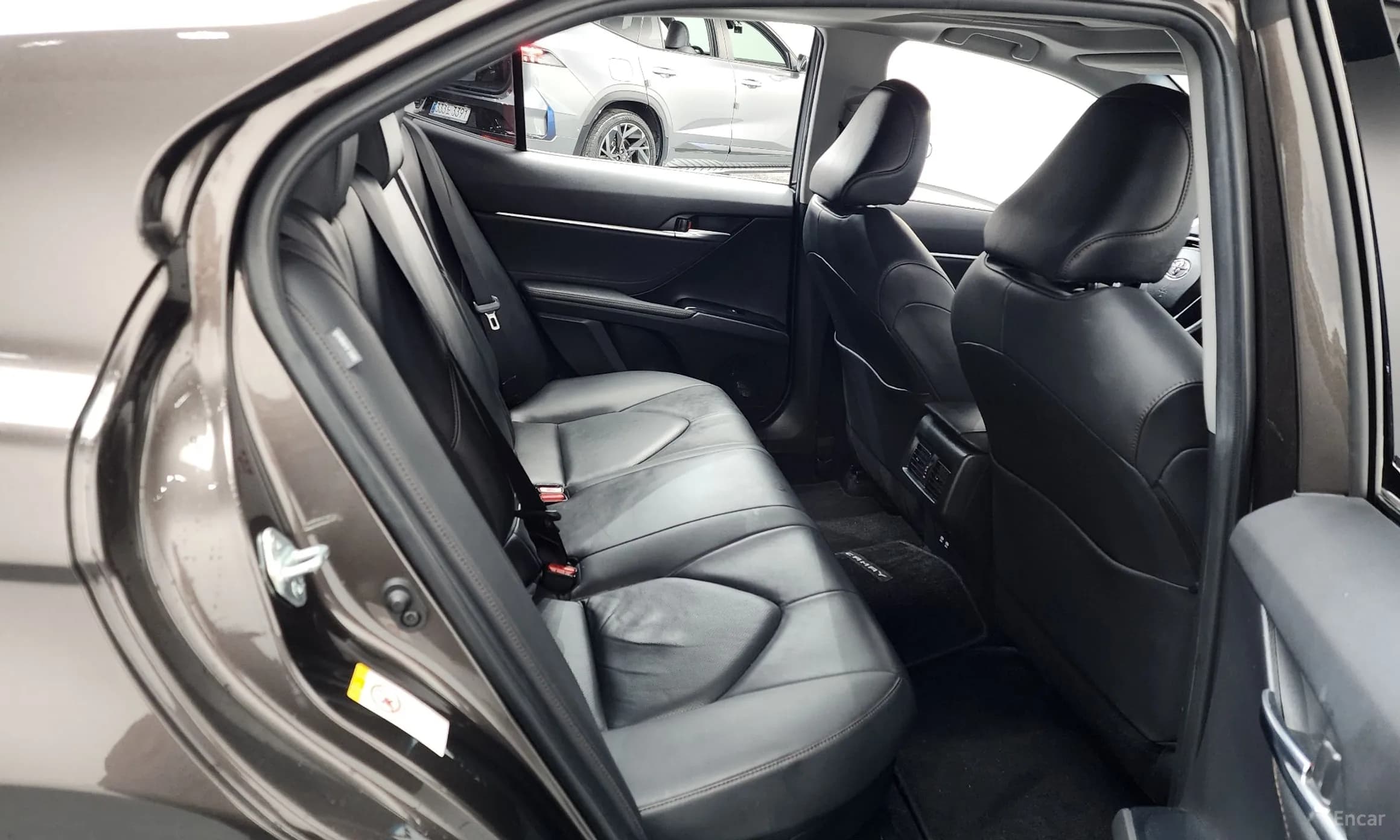 Camry (XV70)