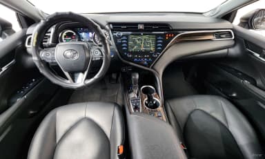 Camry (XV70)