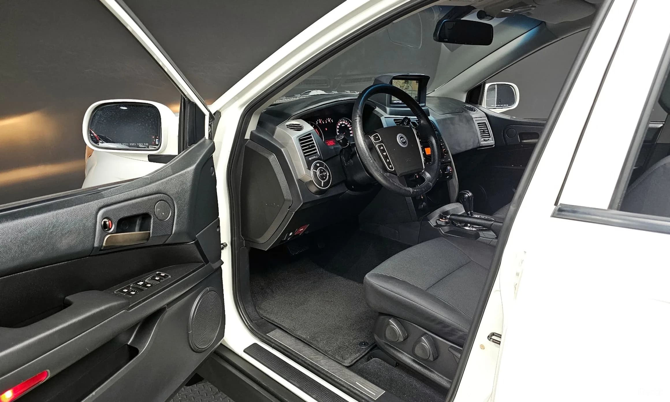 Korando Sports