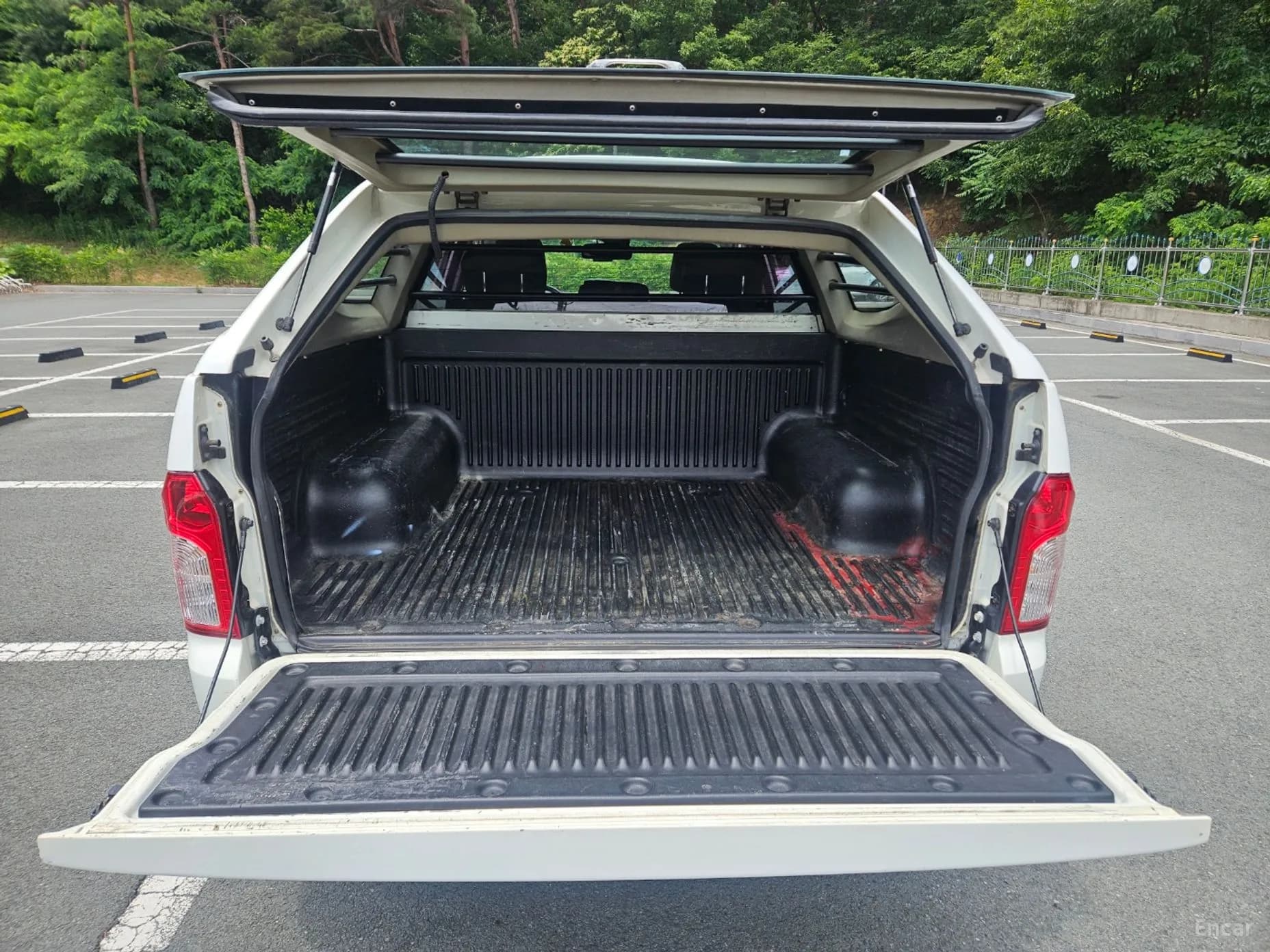 Korando Sports