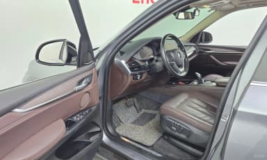 X5 (F15)