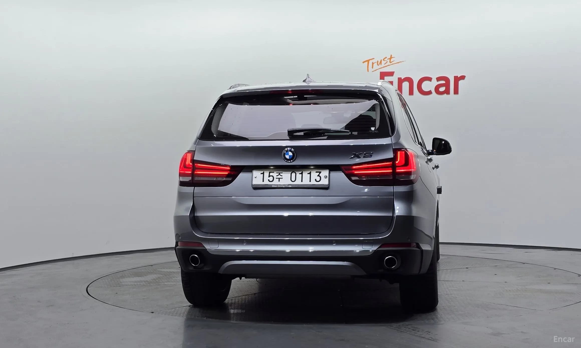 X5 (F15)