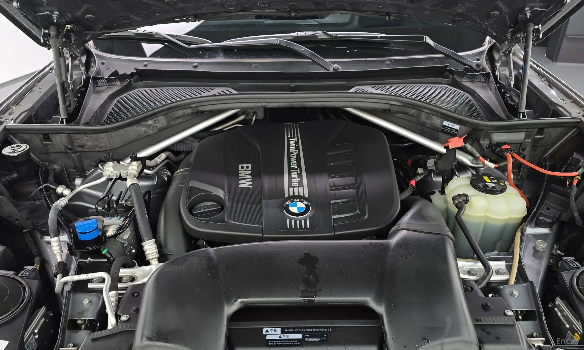 X5 (F15)