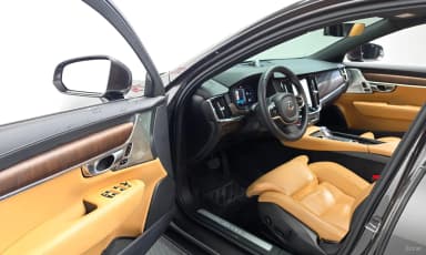 S90