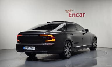 S90