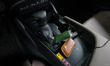 ES300h 7th Generation