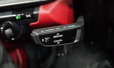911 (992)