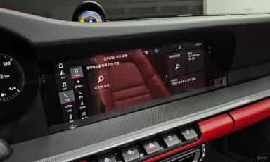 911 (992)