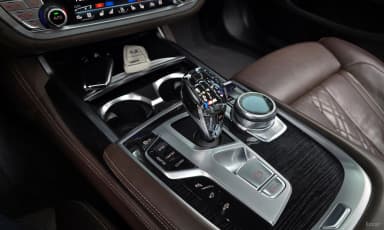 7 Series (G11)
