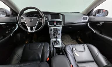 V40