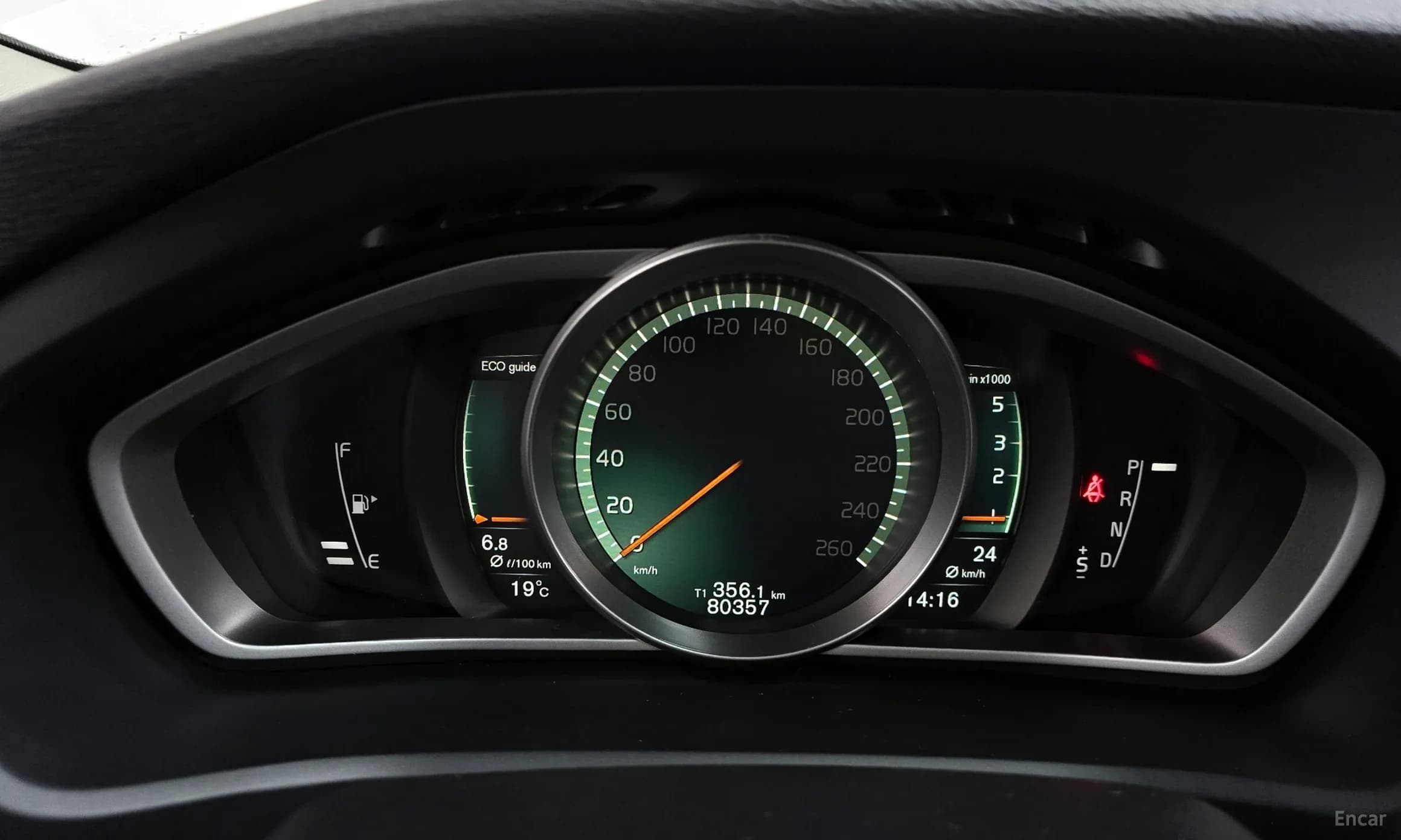 V40