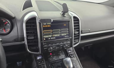 New Cayenne