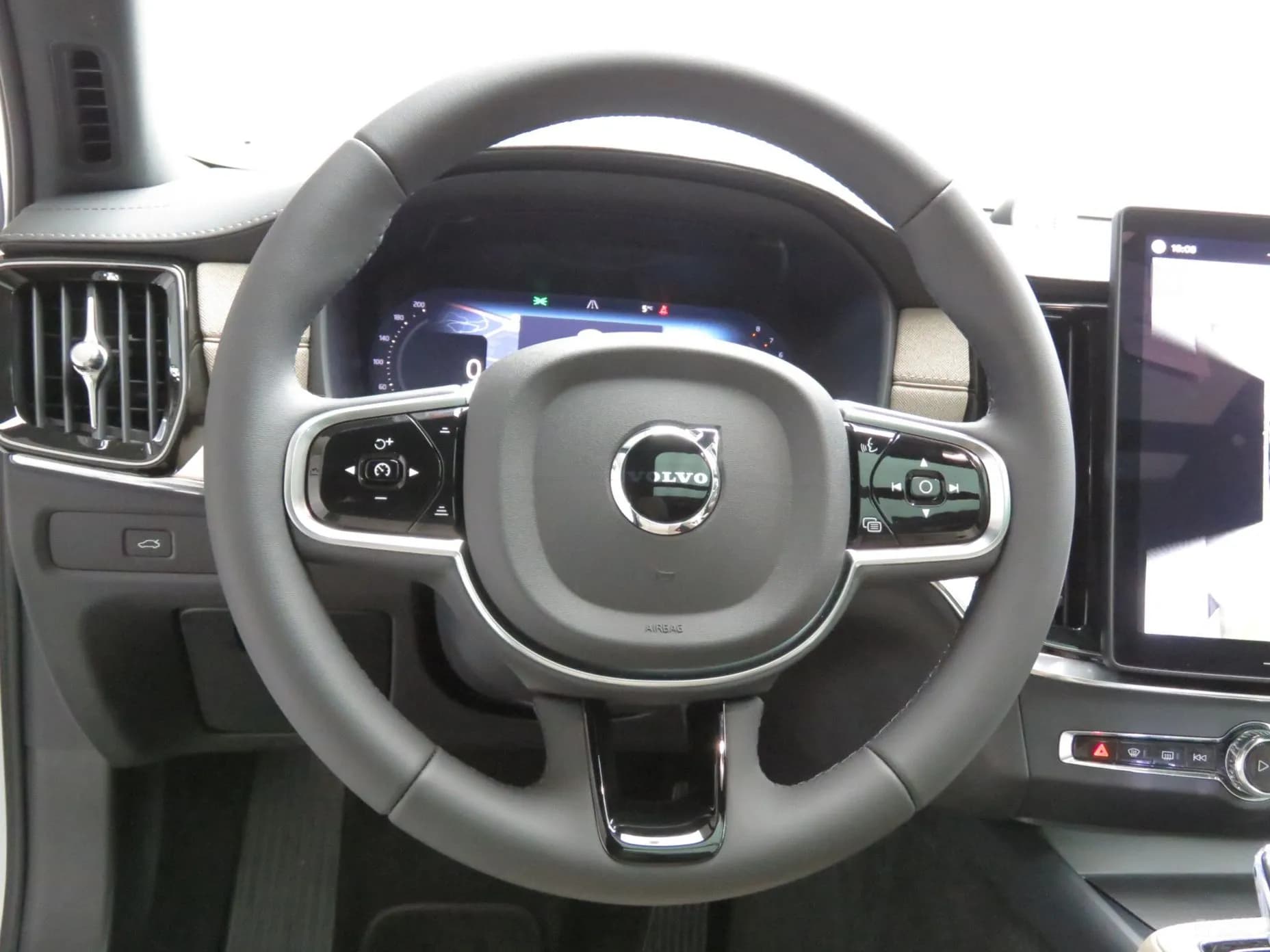 S90