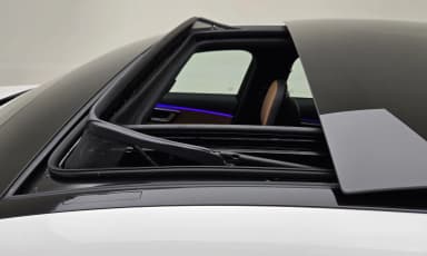 E-Class W214