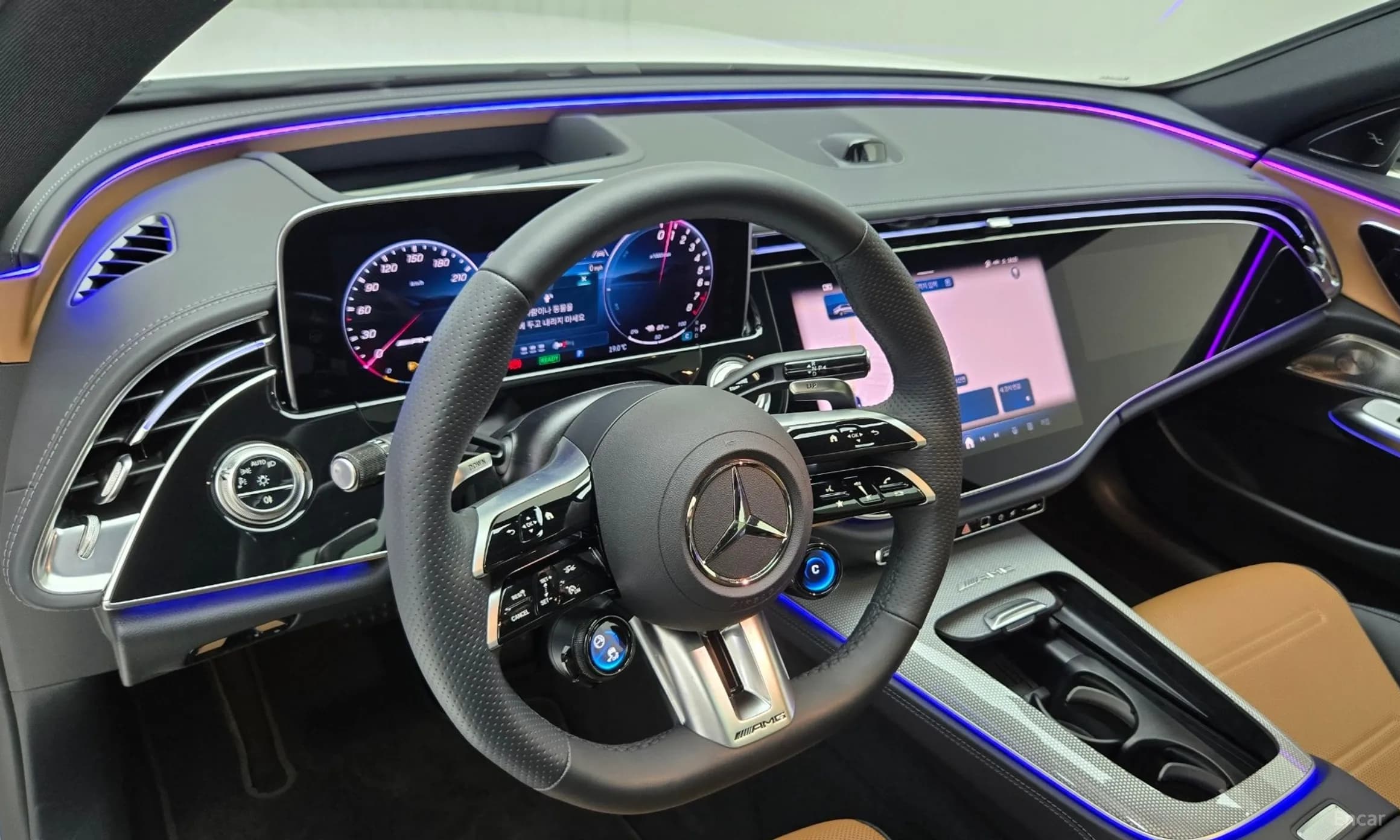 E-Class W214