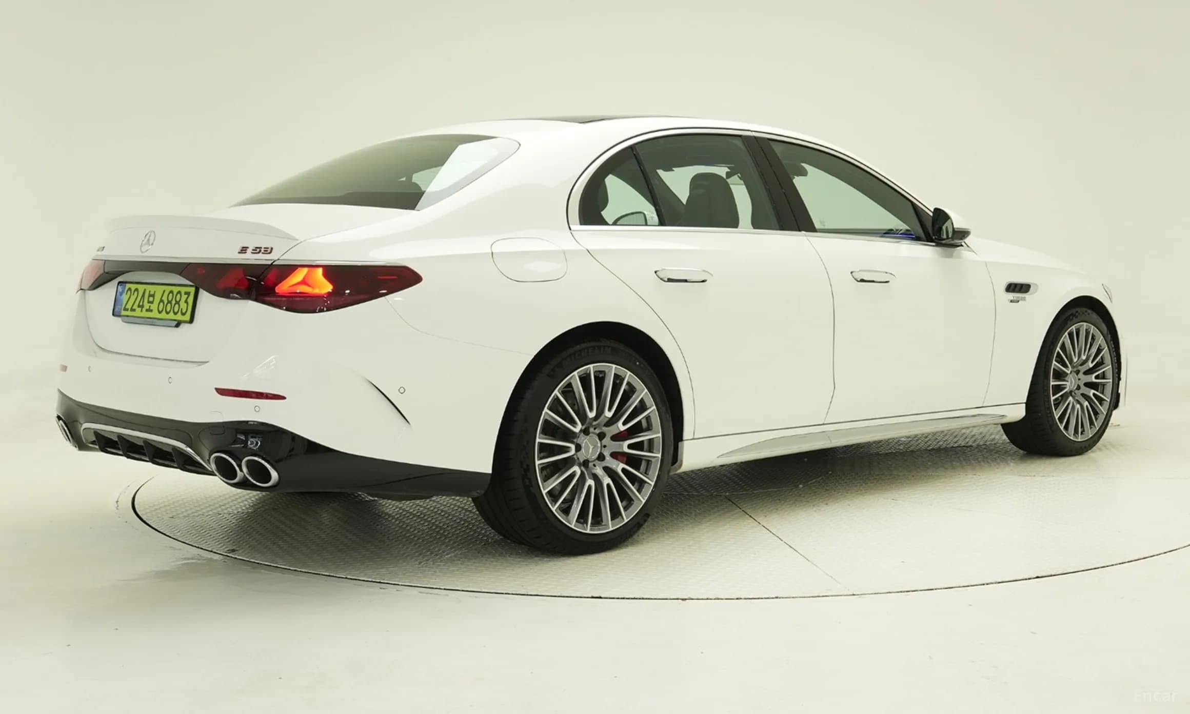 E-Class W214
