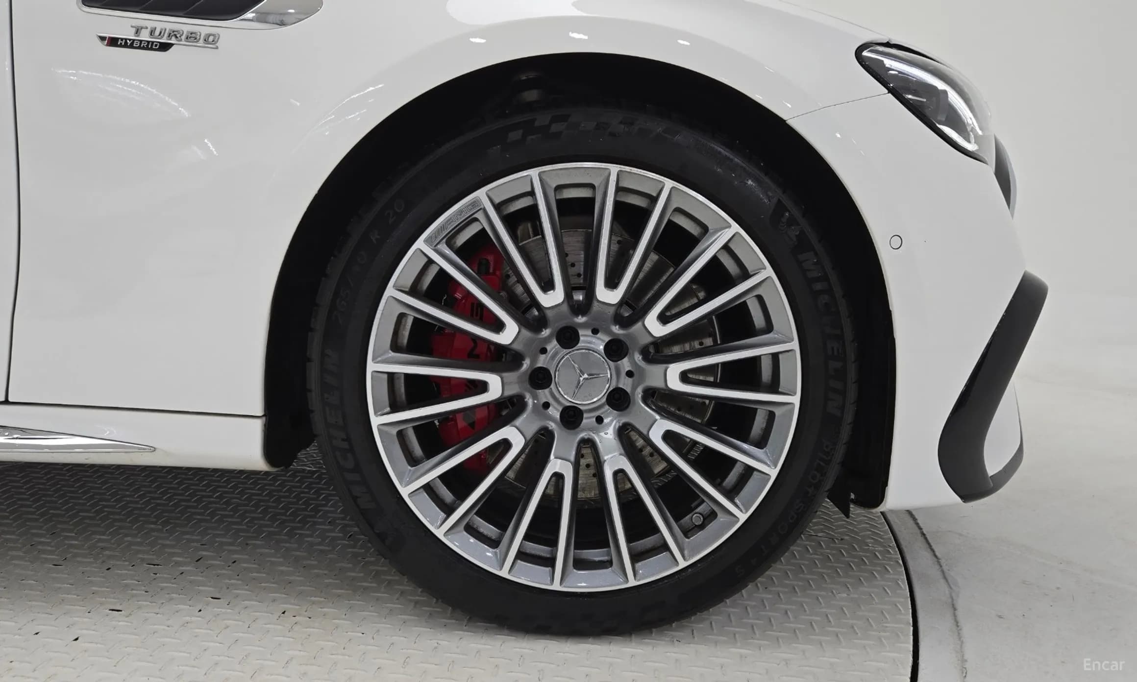 E-Class W214