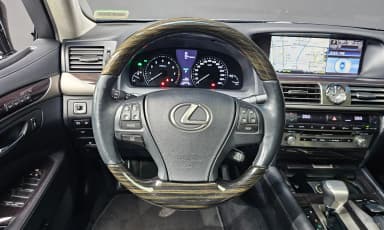 LS600hL