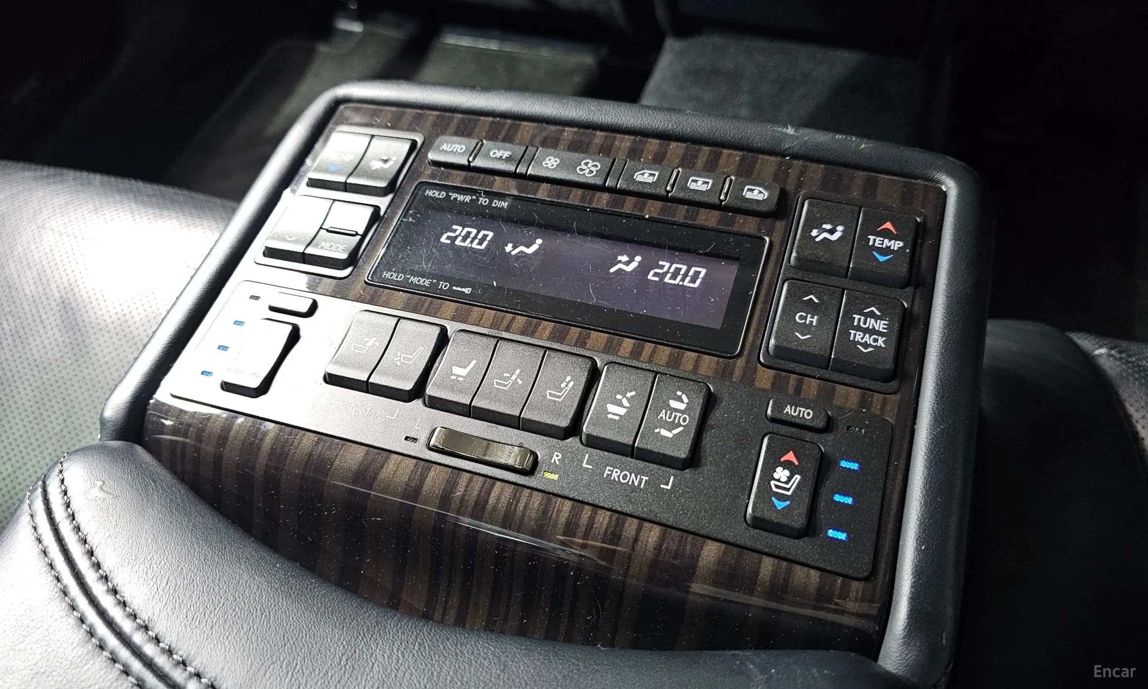 LS600hL