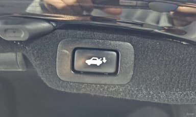 LS600hL