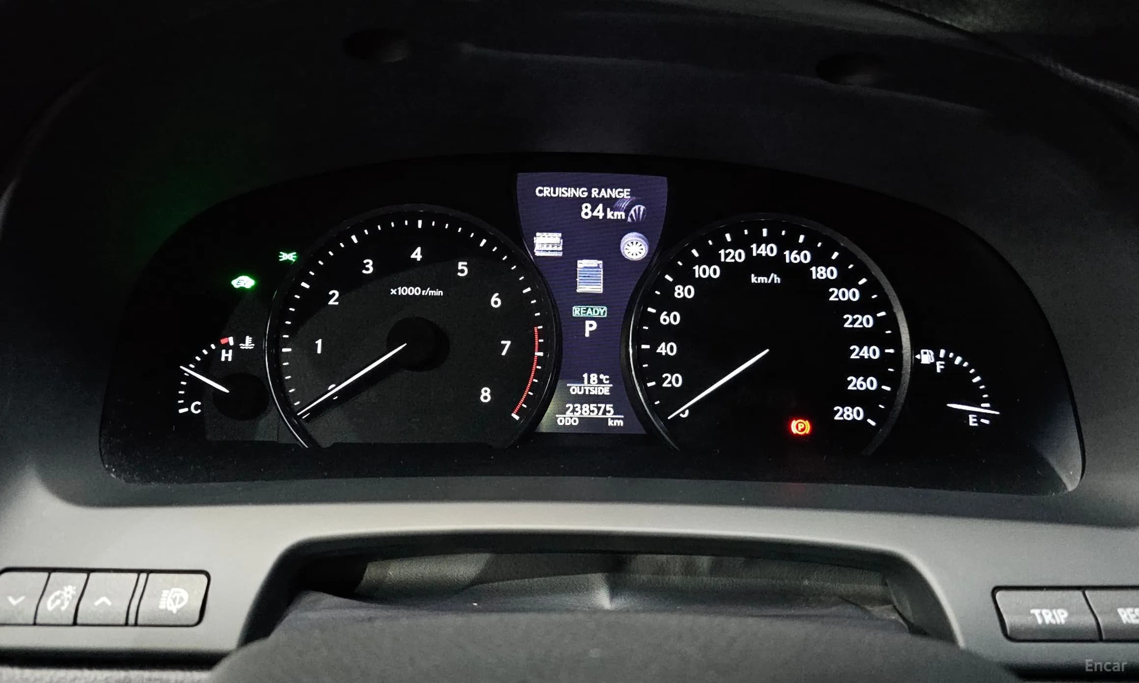 LS600hL