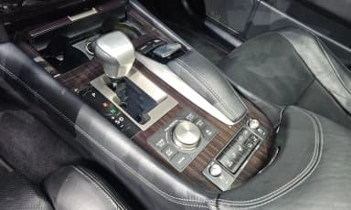 LS600hL