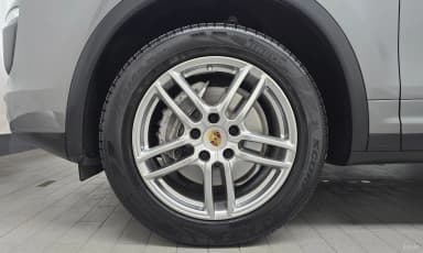 New Cayenne