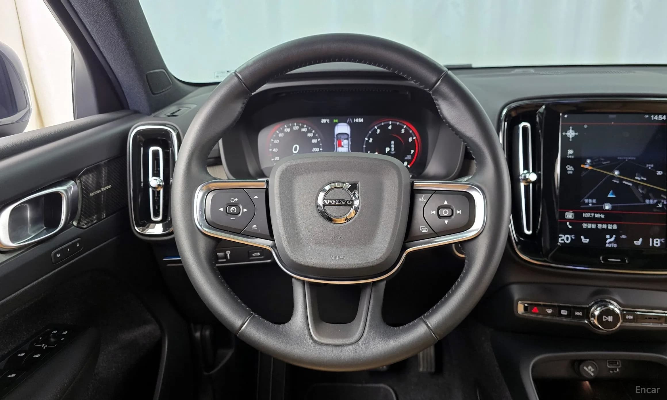 XC40