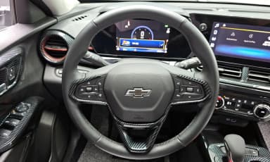 Trax Crossover